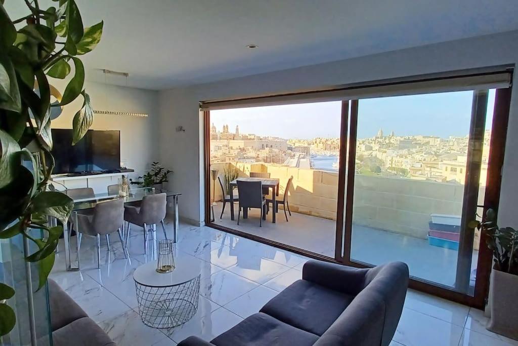 The View Penthouse Apartment Cospicua Luaran gambar